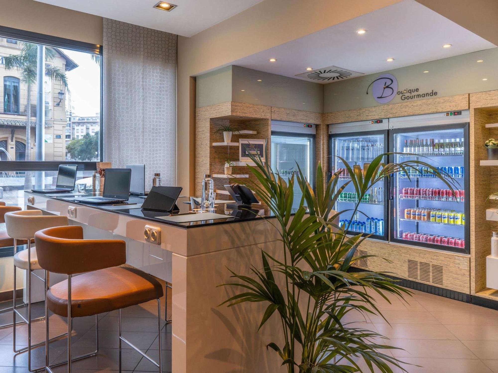 Novotel Suites Malaga Centro Esterno foto